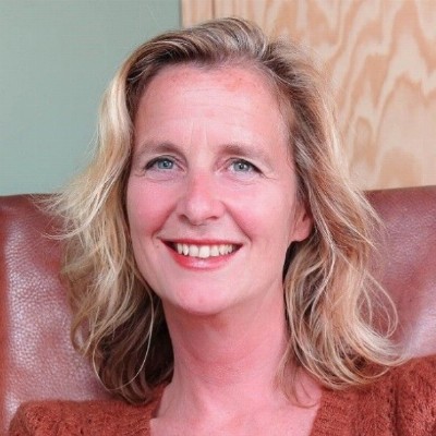 Leef vanuit je Hart! Channeling, Healing, Vrouwenbijeenkomsten, Koffie met Krista