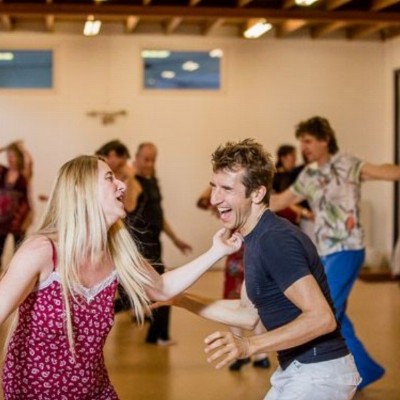 Dansworkshops en dansfeesten