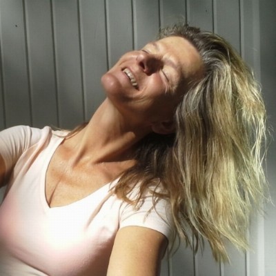 Biodanza en Stembevrijding: Ruimte maken voor jouw geluid en voor wat jou beweegt!