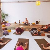 GLOW! 200 uur Vinyasa Yoga Teacher Training | Start 30 september 2022 door Claudia van der Tier