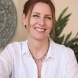 Als je een gezonde relatie wilt met jezelf en met anderen help ik jou graag in je proces.