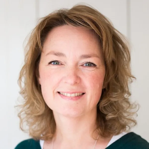 Esther van der Landen