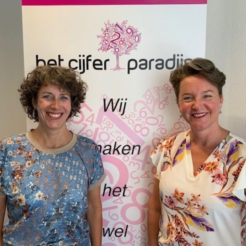 Mariëtte Muller en Tanja Huisman-Velserbroek